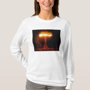 T-shirt Trou de résultat d'opération, événement d'APOG