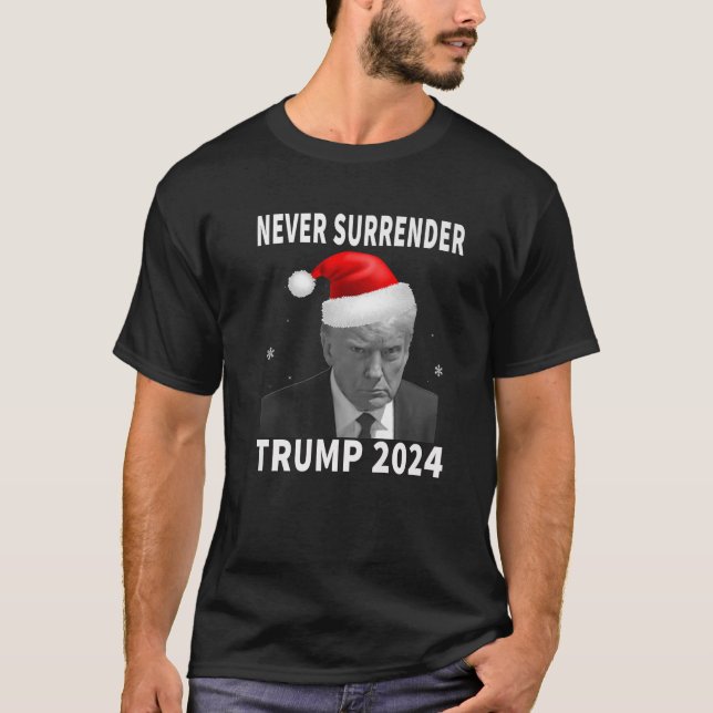 T-shirt Trump 2024 Tir de Mug Ne jamais céder Funny Pro Tr (Devant)