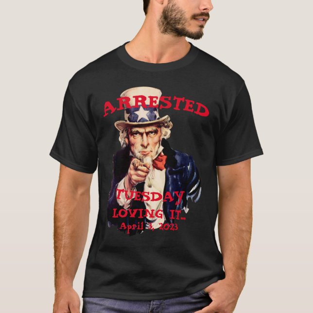 T-shirt Trump arrêté mardi 2023 Oncle Sam (Devant)