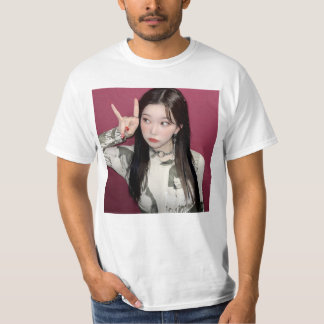 T-shirt "tsuki billlie en 2022"