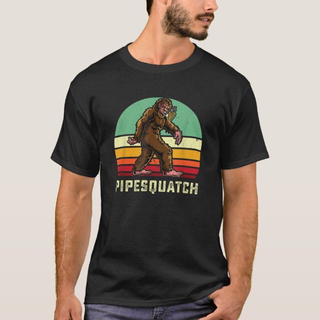 T-shirt Tuyau de fumée Bigfoot Sasquatch Briar Tuyau de ta (Devant)