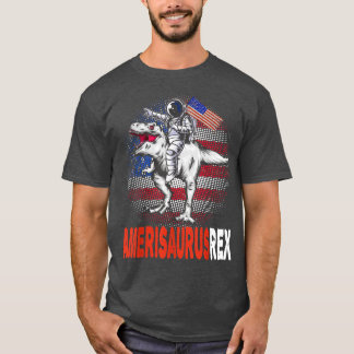 T-shirt Un astronaute à cheval sur un 4 juillet américain 