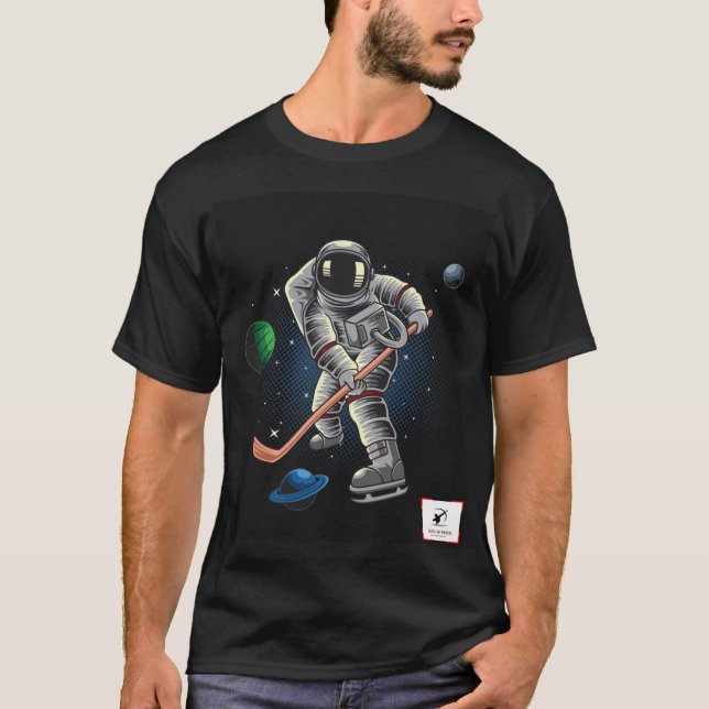 T-shirt Un astronaute dans la conception des engins de hoc (Devant)