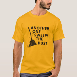 T-shirt Un autre balaie la poussière