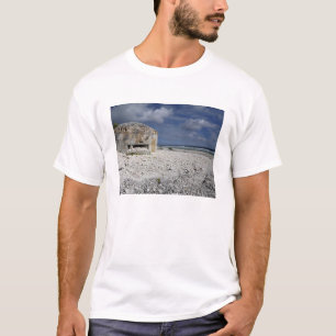 T-shirt Un bunker en ruine