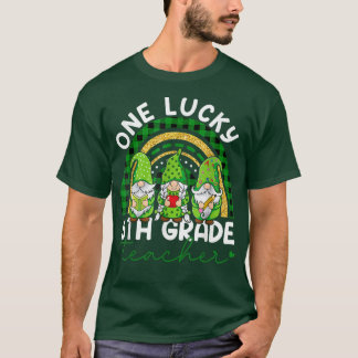 T-shirt Un chanceux enseignant de 6e année Gnomes St patri