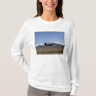 T-shirt Un Chinook CH-47 décolle