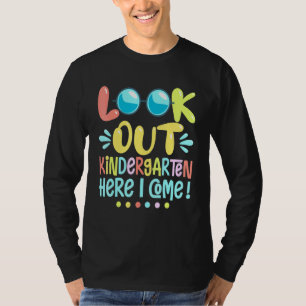 T-shirt Un Étudiant cool S'Occupe De La Maternelle Ici Je
