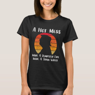 T-shirt Un Feu De Poubelle À L'Intérieur D'Un Train Était