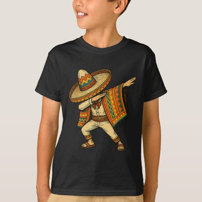 T-shirt Un Garçon Mexicain Dabbing Man Poncho Cinco De May (Devant)