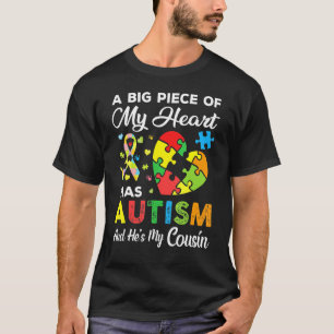 T-shirt Un Gros Morceau De Mon Coeur A L'Autisme Et Il Est