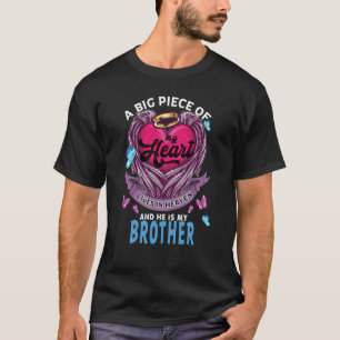 T-shirt Un Gros Morceau De Mon Coeur Vit Au Ciel Et Il Est