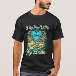 T-shirt Un Gros Morceau De Mon Coeur Vit Au Ciel Et Il Est