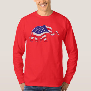 T-shirt un joli éléphant fait dans le drapeau américain