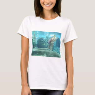 T-shirt Un monde sous-marin - Statue de pierre image