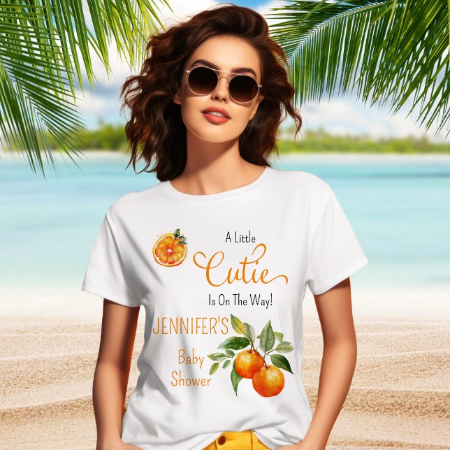 T-shirt Un petit Baby shower d'aquarelle Citrus Cutie ("A Little Cutie Is On the Way!" Orange Citrus Baby Shower T-Shirt)