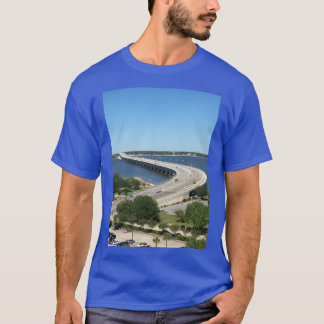 T-shirt Un pont à Biloxi