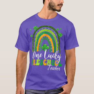 T-shirt Un professeur chanceux de maternelle Shamrock arc-