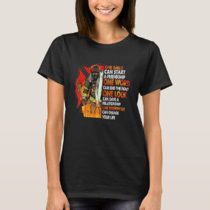 T-shirt Un Sourire Peut Commencer Une Amitié Pompiers Femm
