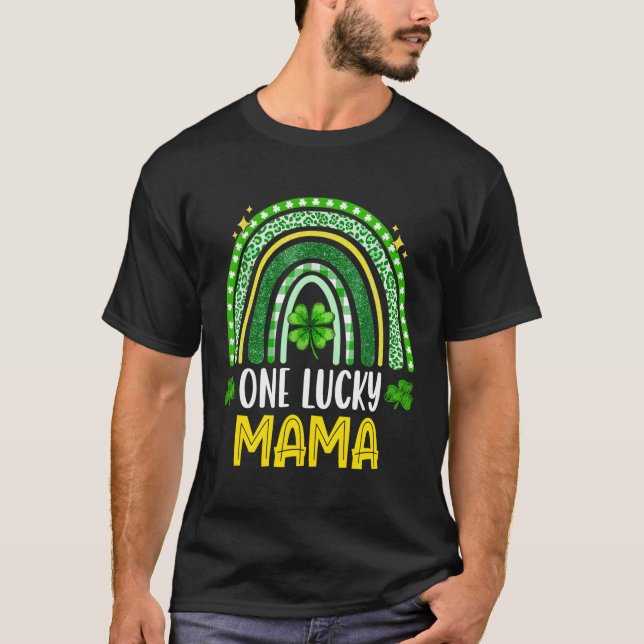 T-shirt Une Chanceuse Famille Mama Fête De La St Patrick (Devant)