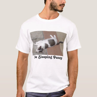 T-shirt Une chemise de nuit de chat de sommeil