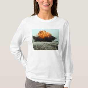 T-shirt Une explosion éclate