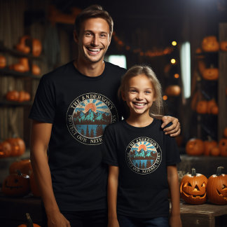 T-shirt Une famille de jumelage personnalisée protège nos