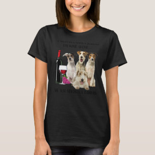 T-shirt Une Femme Ne Peut Survivre Seul Au Vin Fox Terrier