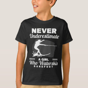 T-shirt Une Fille Qui Ski Nautique Barefoot Ski Nautique V