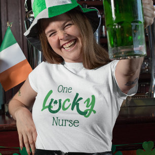 T-shirt Une infirmière chanceuse Saint-Patrick personnal
