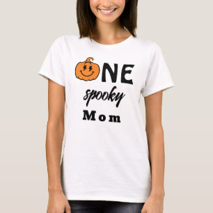 T-shirt Une Maman Effrayante Halloween Famille Assortie