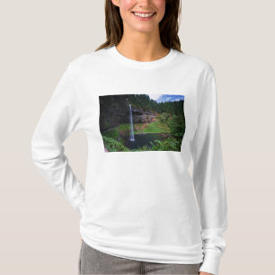 T-shirt Une vue de South Falls dans le parc d'État de Silv