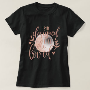 T-shirt Unique Elle A Conçu Une Vie Qu'Elle Aimait Lunar B