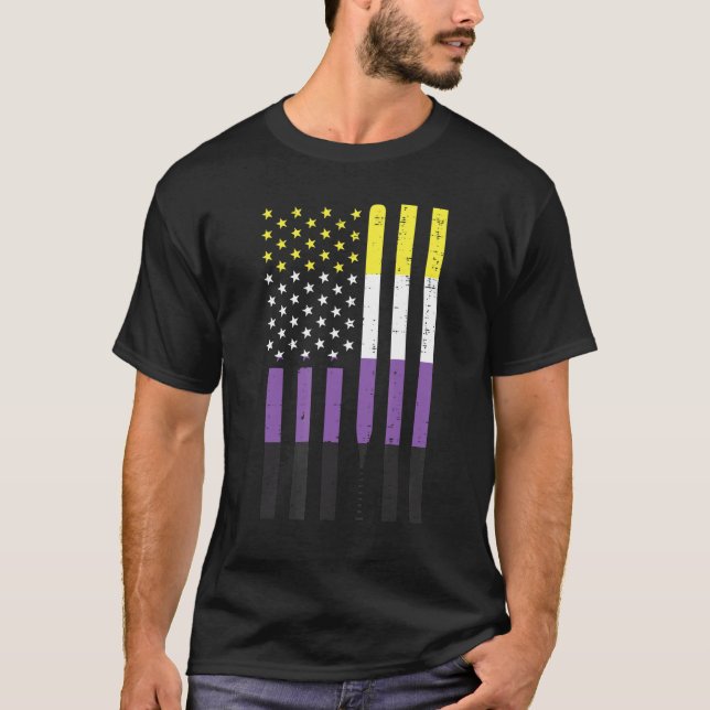 T-shirt Us American Flag Baseball Bat Nonbinary Enby Nb Pr (Devant)