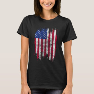 T-shirt USA Flag Distressed Halftone Design