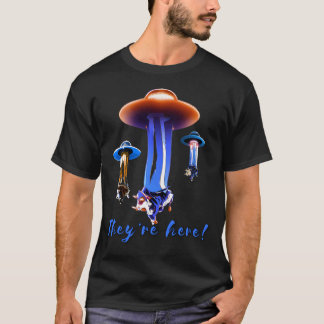 T-shirt Vaches Anime Dans L'Invasion Des Aliens Spatiaux