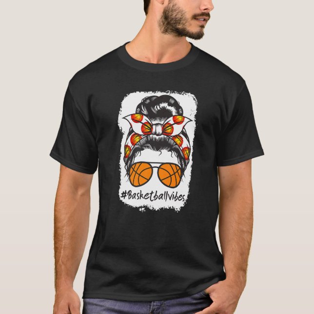 T-shirt Vibes de basket-ball blanchies Maman Messy Bun Bal (Devant)