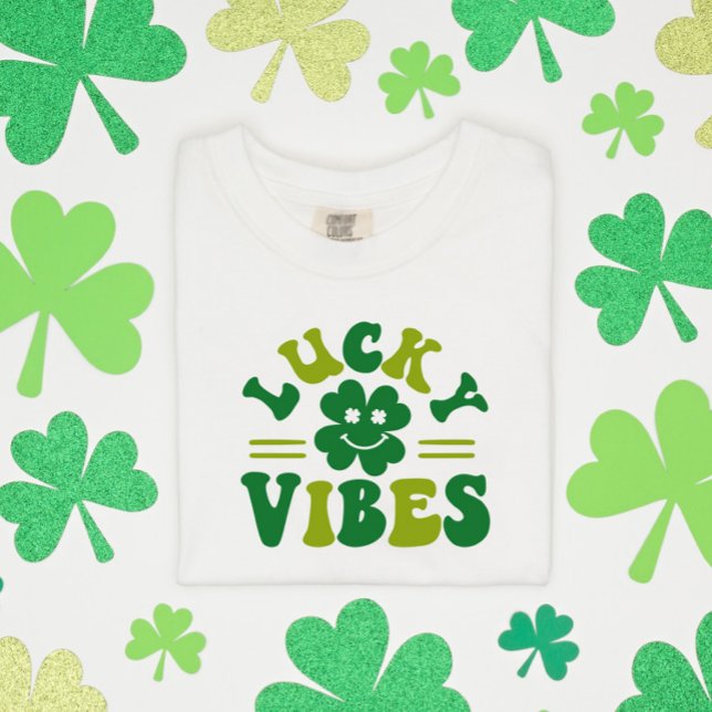 T-shirt Vibes Lucky Four Leaf Clover (Créateur téléchargé)