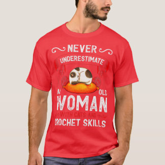 T-shirt Vieille Femme Avec Chats Crochet Compétences Drôle