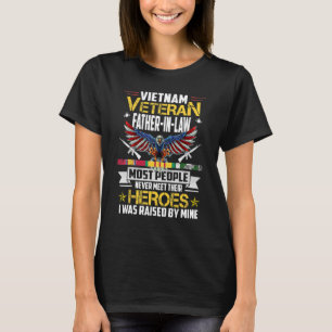 T-shirt Vietnam Vétéran Père En Droit Élevé Par Mon Héros
