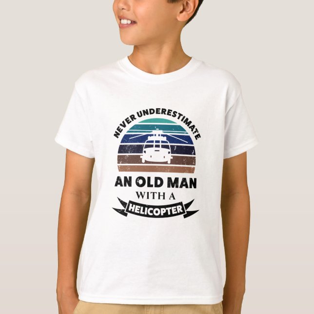 T-shirt Vieux homme avec l'hélicoptère, un cadeau amusant  (Devant)