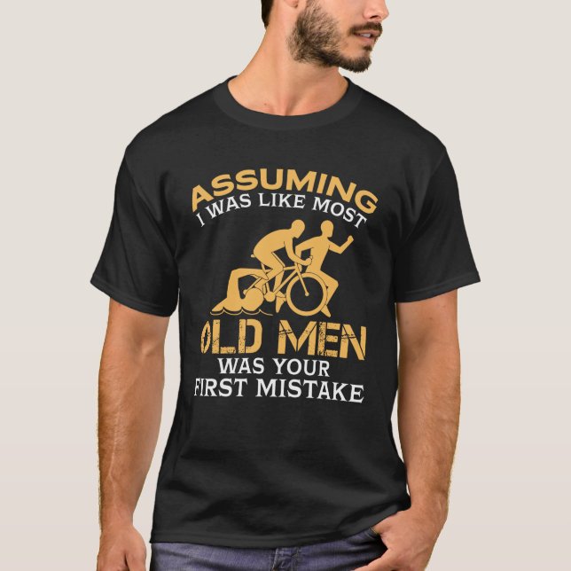 T-shirt Vieux hommes drôles qui aime le triathlon (Devant)