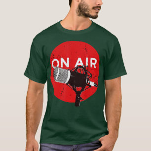 T-shirt Vintage Retro Style Microphone on Air Radio Podcas