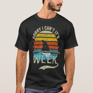 T-shirt Vintage Sorry I Can't It's Week Funny Shark For Me