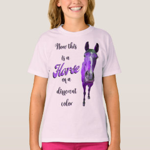 T-shirt Voici Un Cheval D'Une Couleur Différente, Violet