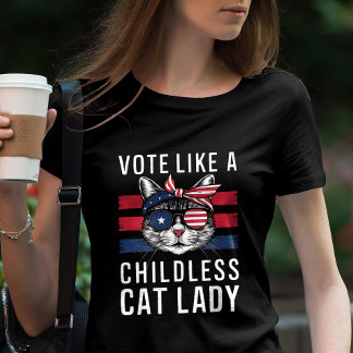 T-shirt Votez Comme Un Chat Sans Enfant, Madame Amoureux d