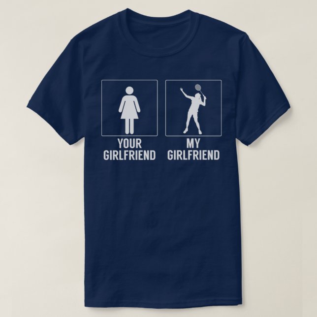 T-shirt Votre petite amie contre ma petite amie T (Design devant)