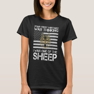 T-shirt Votre Première Erreur Était De Penser Que J'Étais 