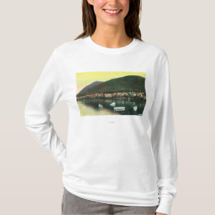 T-shirt Vue de bord de mer d'Indien TownSitka, AK