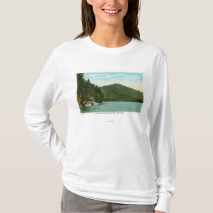 T-shirt Vue de montagne de Whiteface d'île d'orignaux